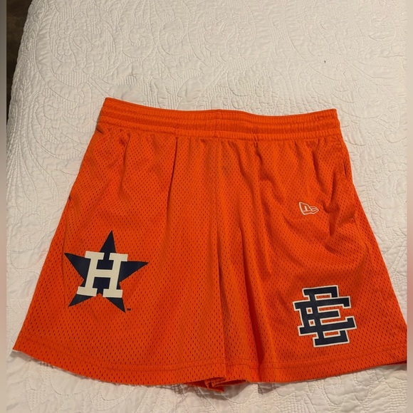 Eric Emanuel New Era Houston Astros EE Basic Shorts
Size xl - Picture 2 of 8